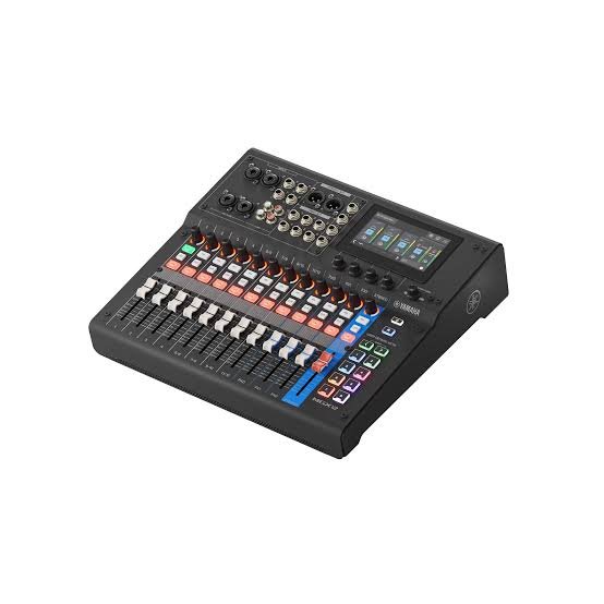 Consola de mezcla digital de 18 canales Yamaha MGX12